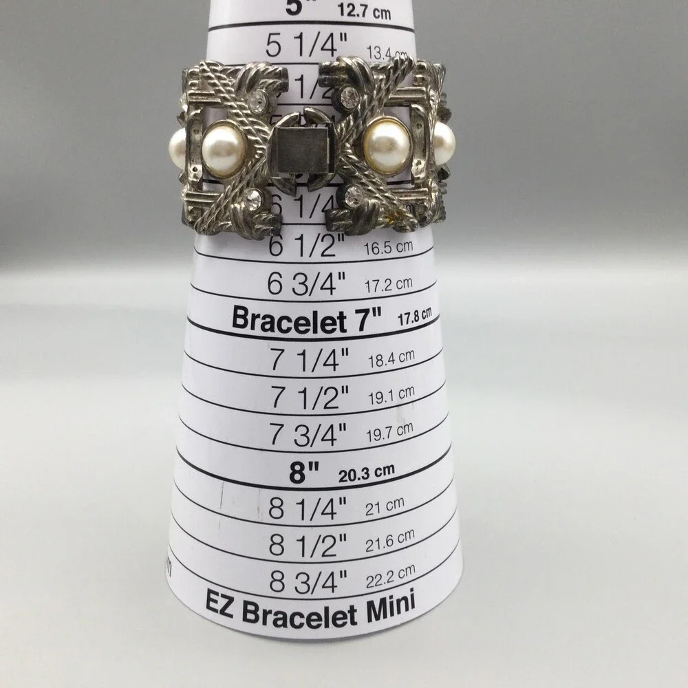 Lafayette Womens Watch 35mm Silver Tone Faux Pearl Crystals New Battery 6.25